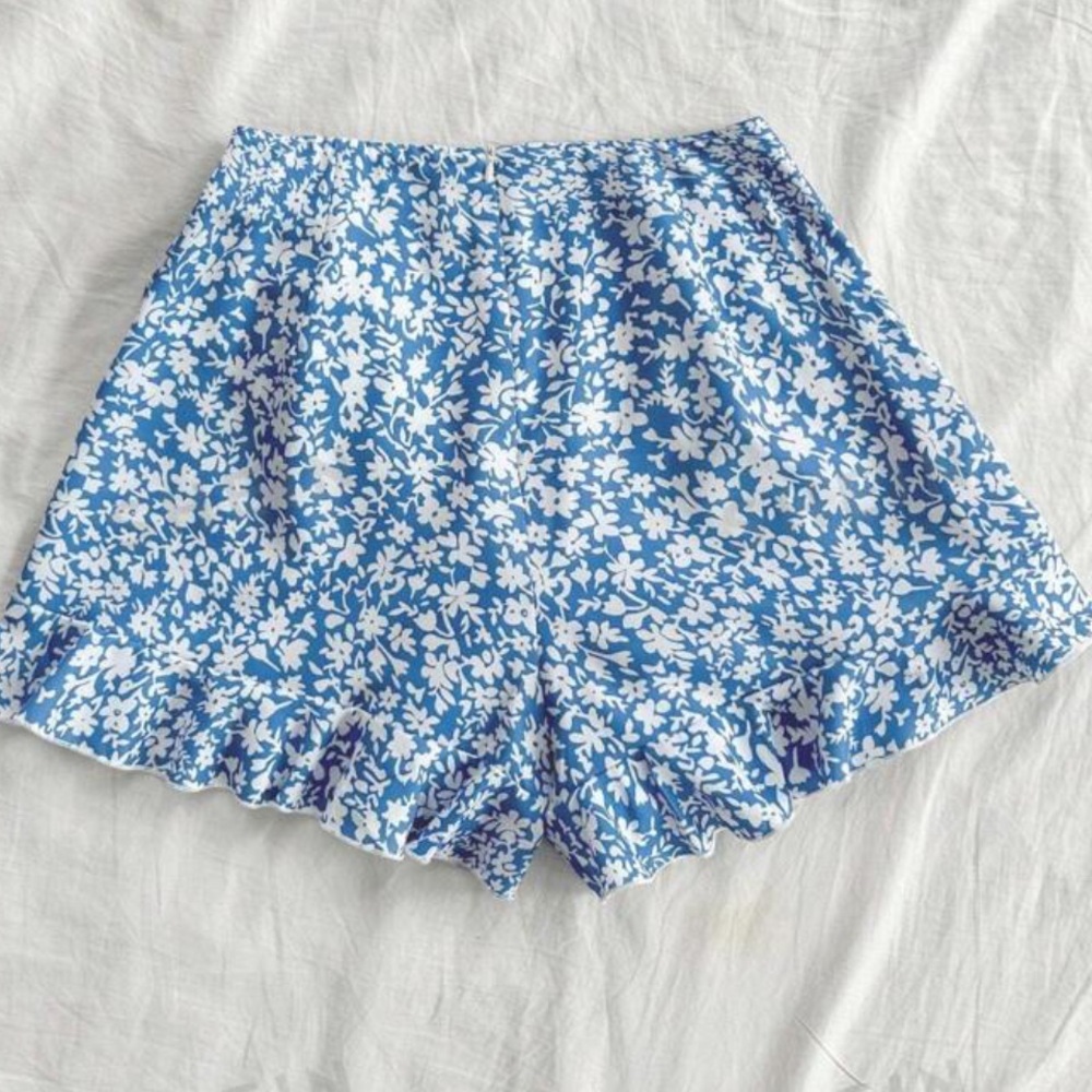 Blue flower skirt